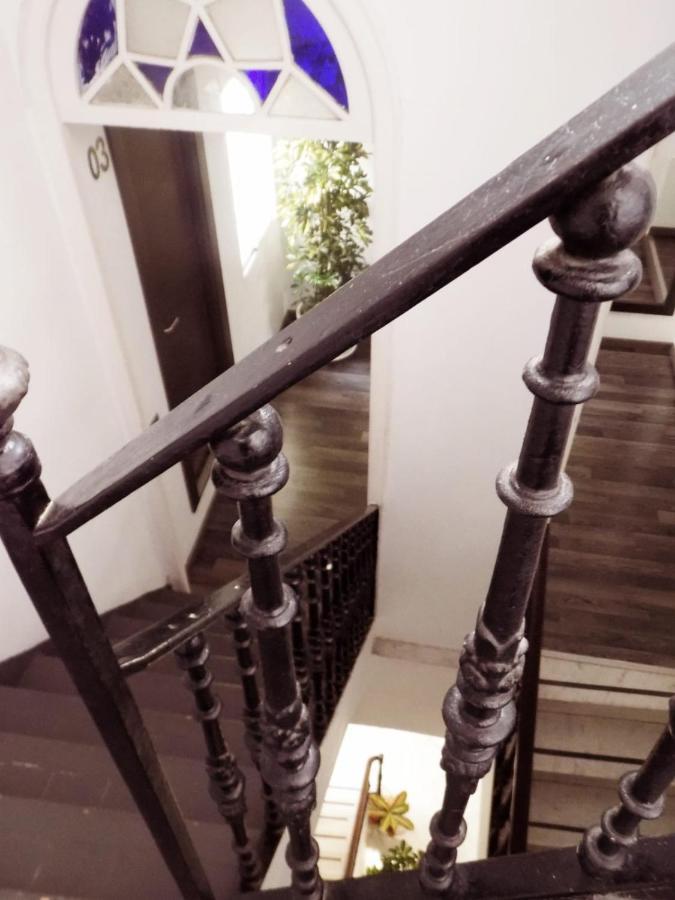 Residencia Viriato Hostel เซบีญา ภายนอก รูปภาพ